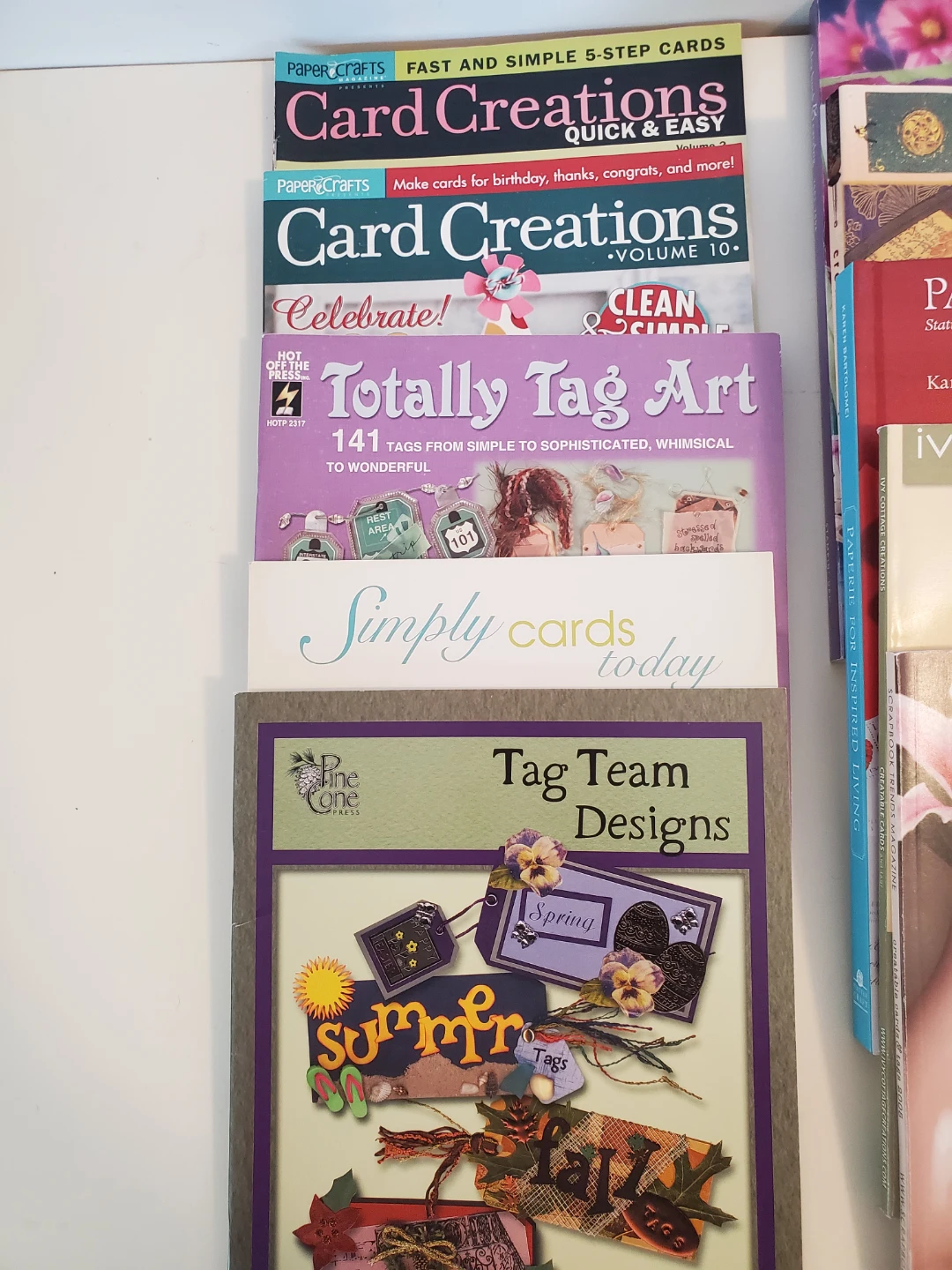 Lot of 15 Card Making and Paper Crafting Magazines and Books - photo 2