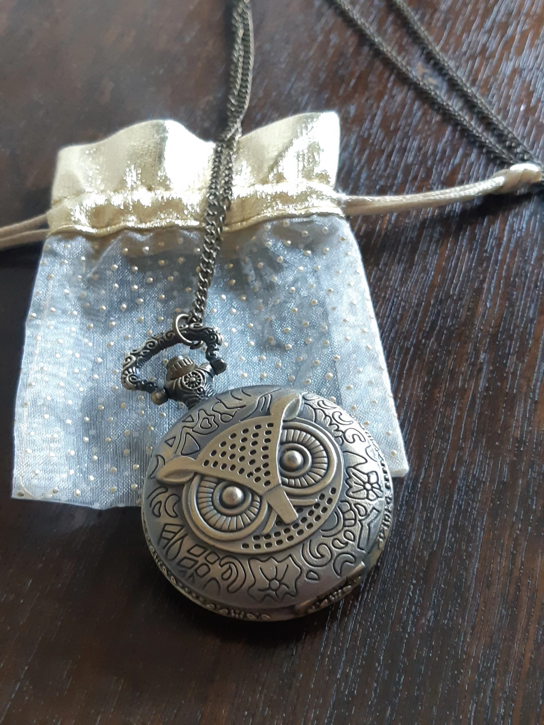 JewelryWe Vintage Inspired Pocket Watch Pendant Necklace