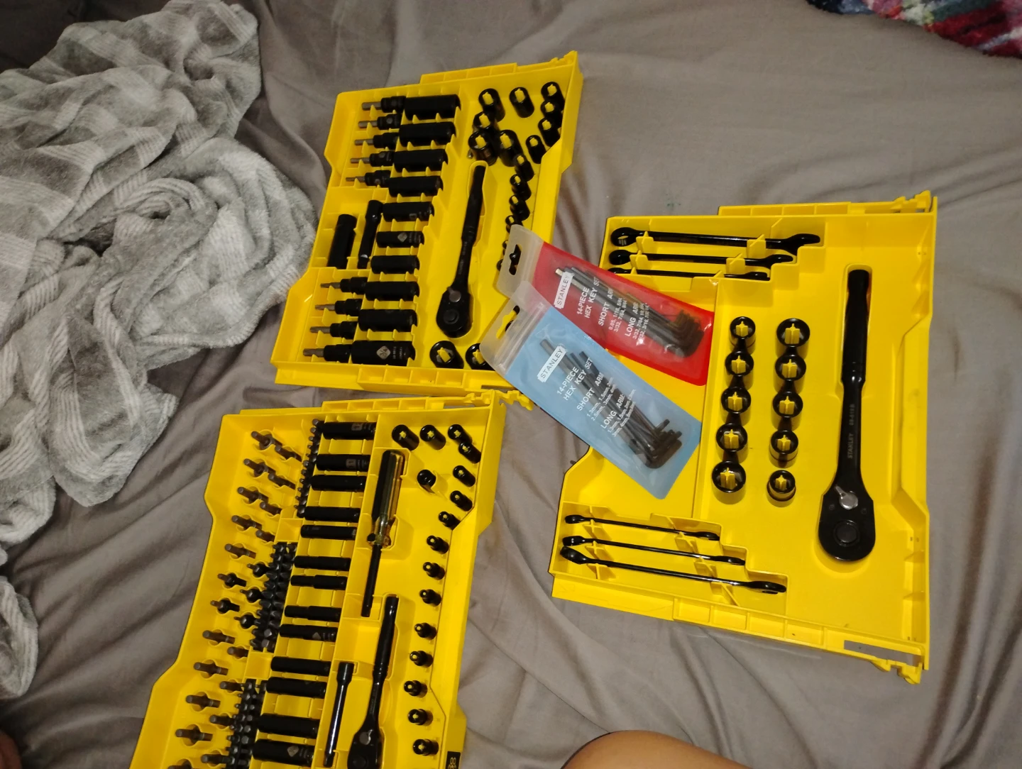 Stanley Tool Set with Socket Set and Hex Keys - photo 2