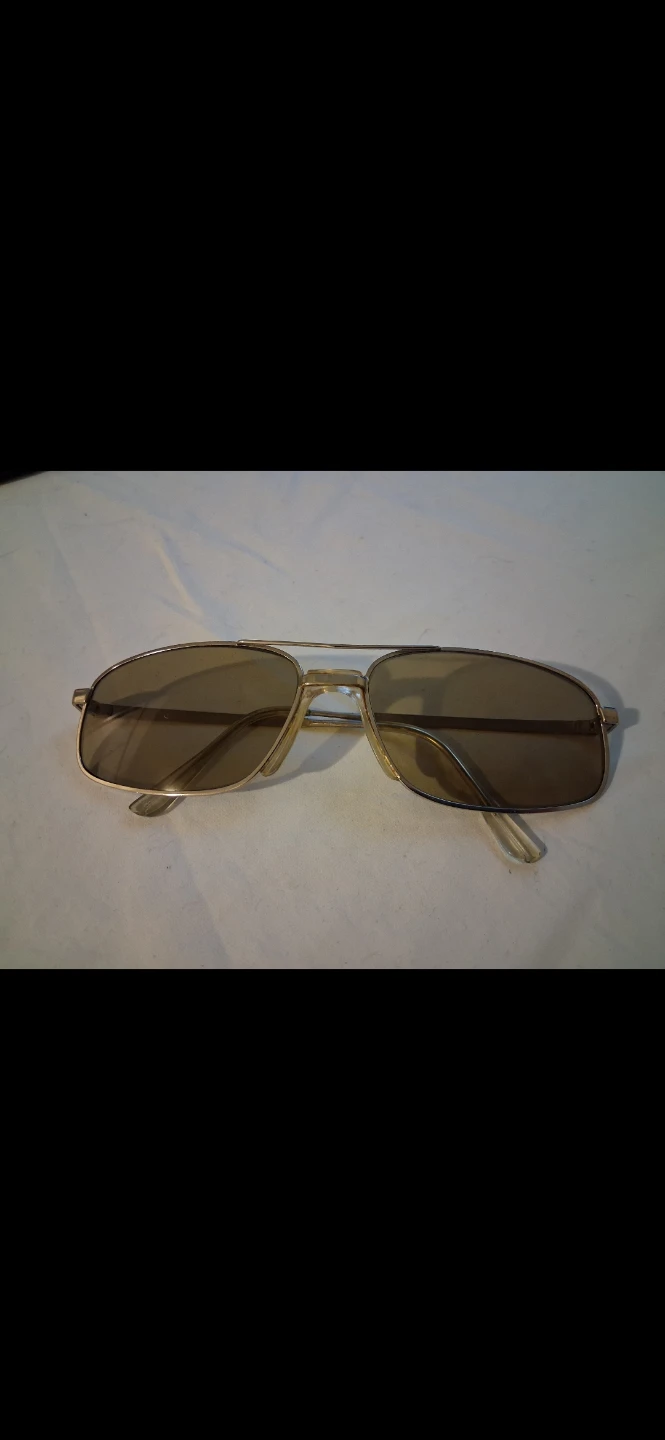 Aviator Sunglasses with Case - photo 2