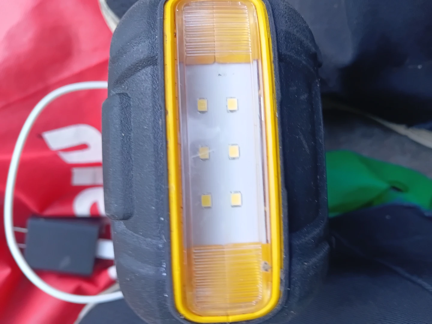 DEWALT 2500A Lithium Jump Starter - photo 3