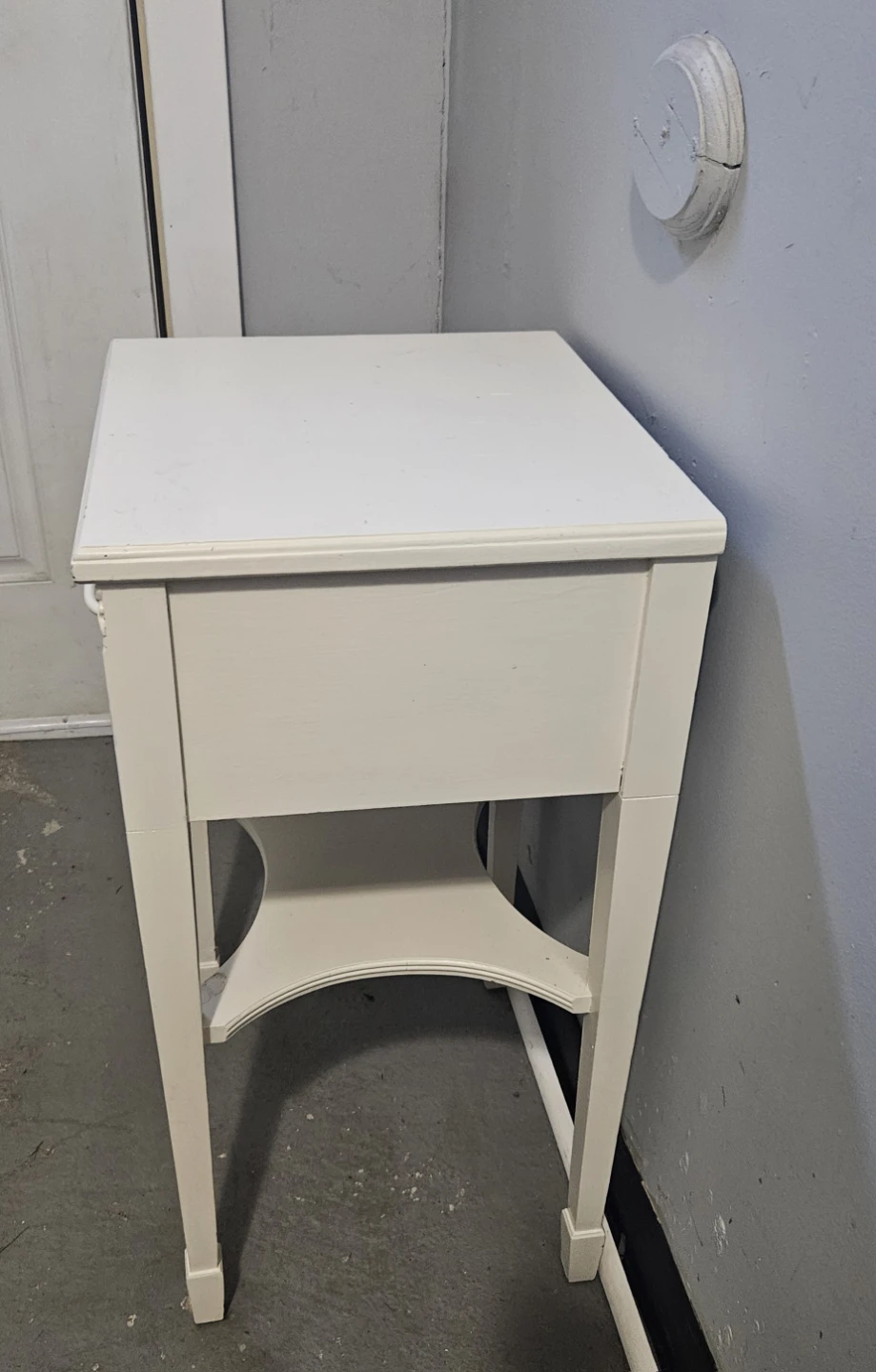 Cream Nightstand with Drawer - photo 2