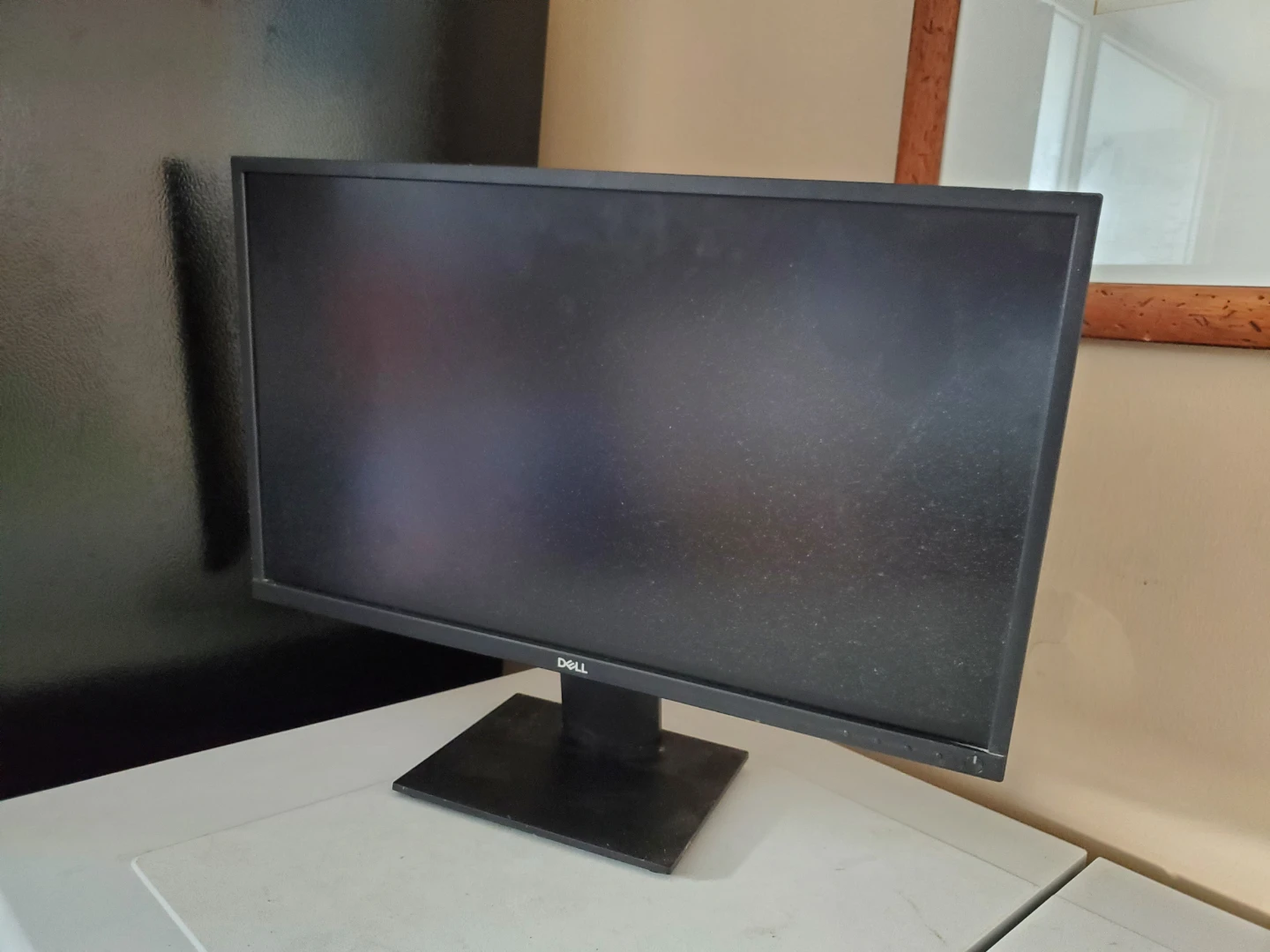 DELL 24" MONITOR
