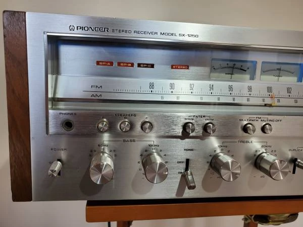 Pioneer Stereo - photo 4
