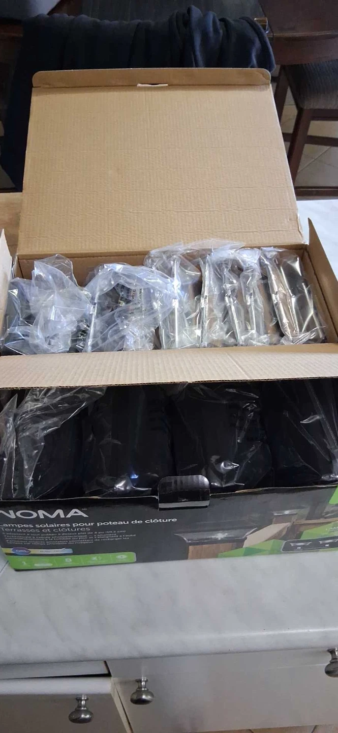 NOMA Solar Post Cap Light Set for Deck & Fence - photo 2