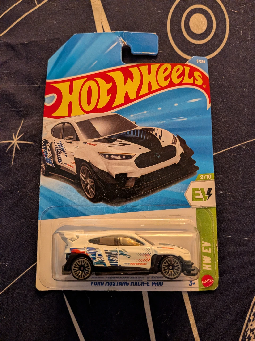 Hot Wheels Ford Mustang Mach-E 1400 HW EV 2/10 - photo 2
