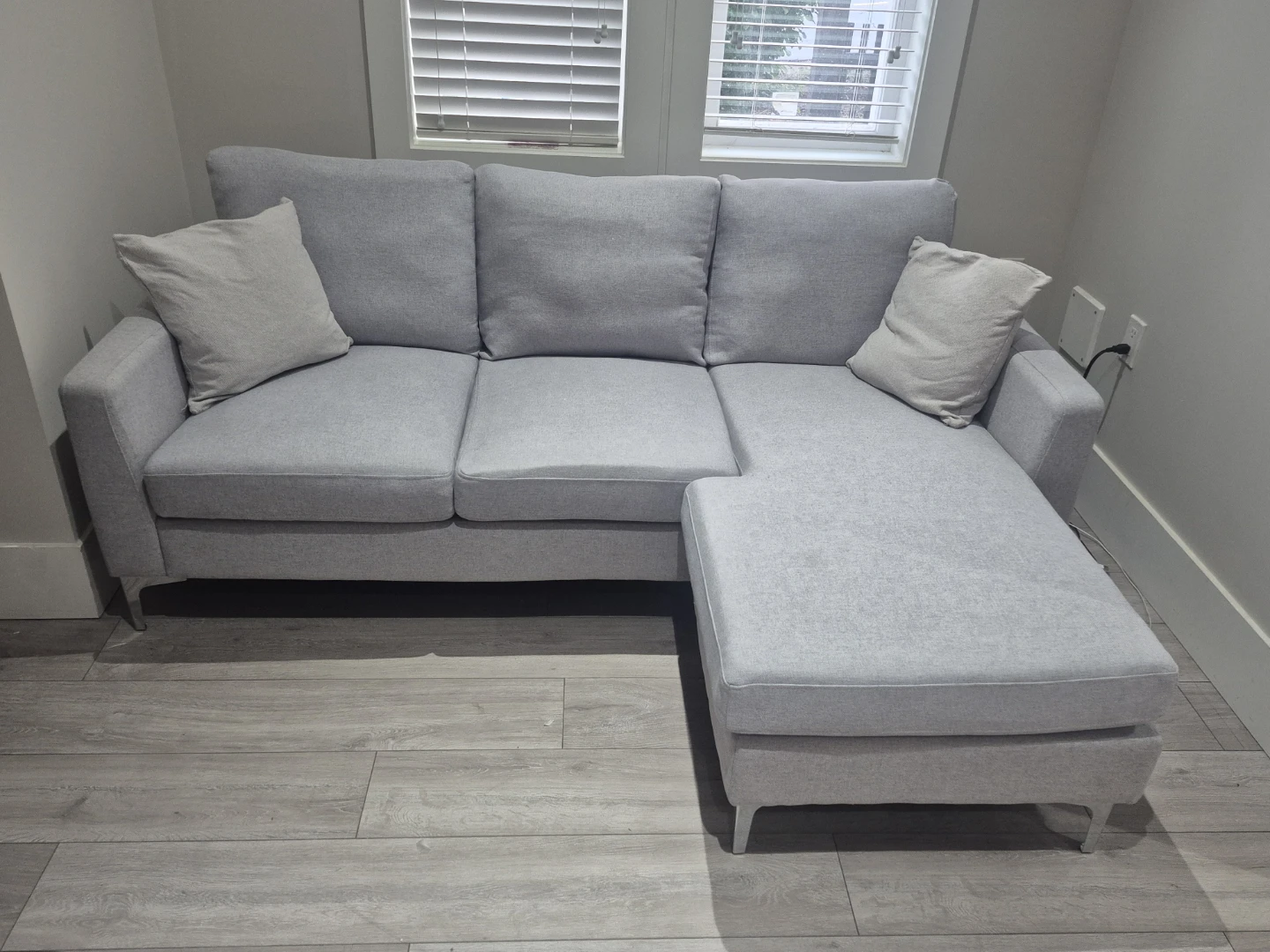 Sectional L shaped Couch - photo 2