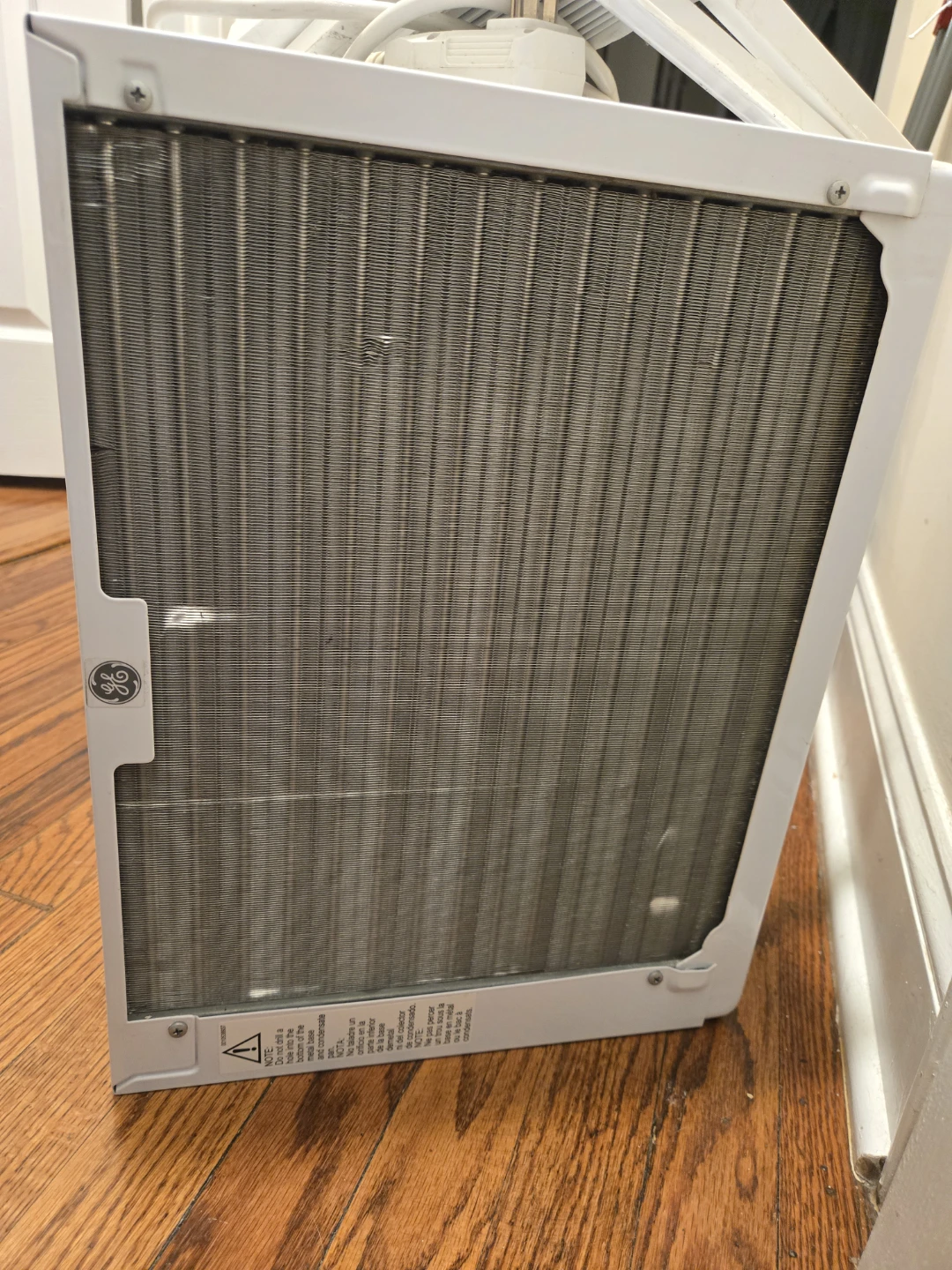 GE Window Air Conditioner 500 btu - photo 5