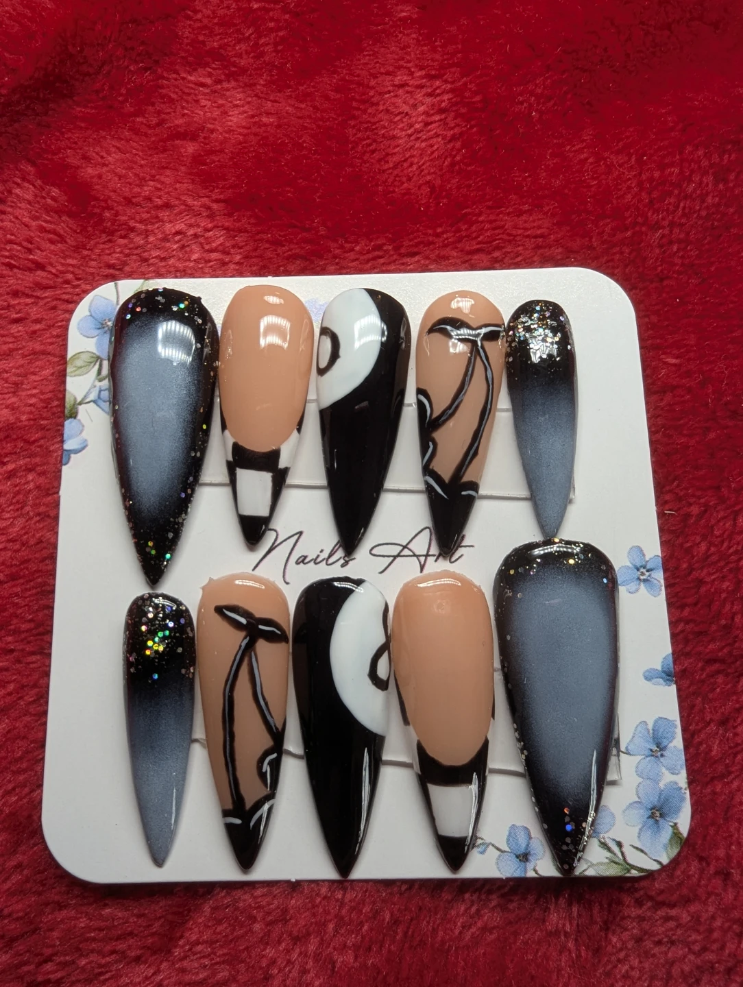 Assorted Press-On Nails all size large