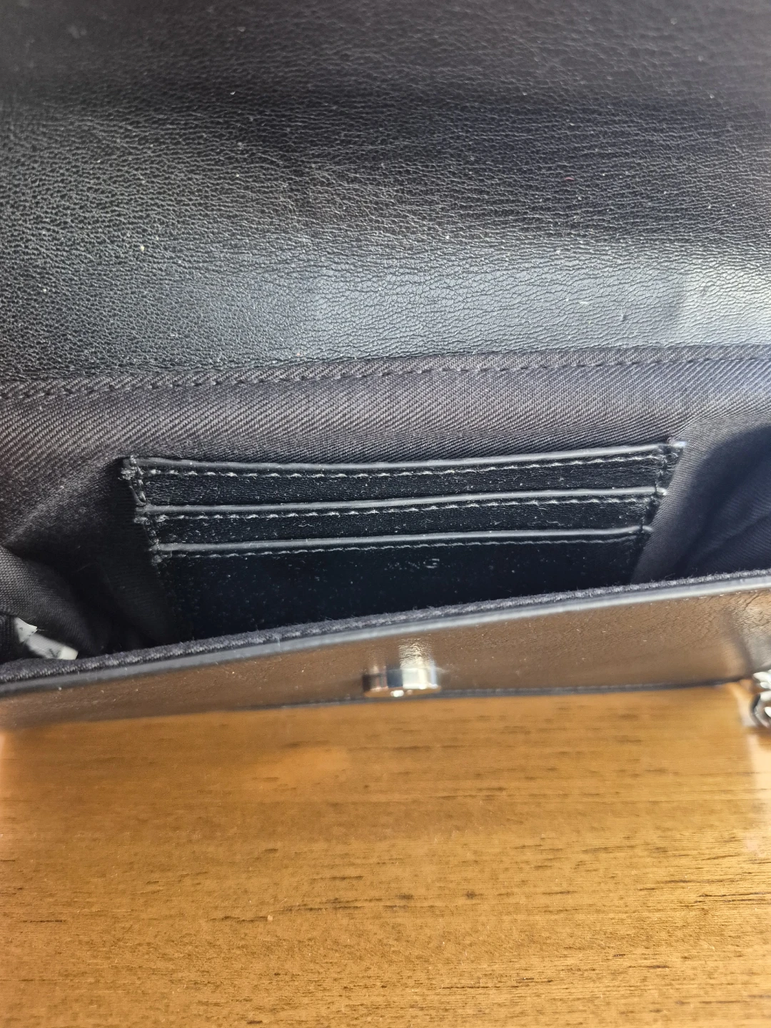 Black clutch with chain strap - photo 5