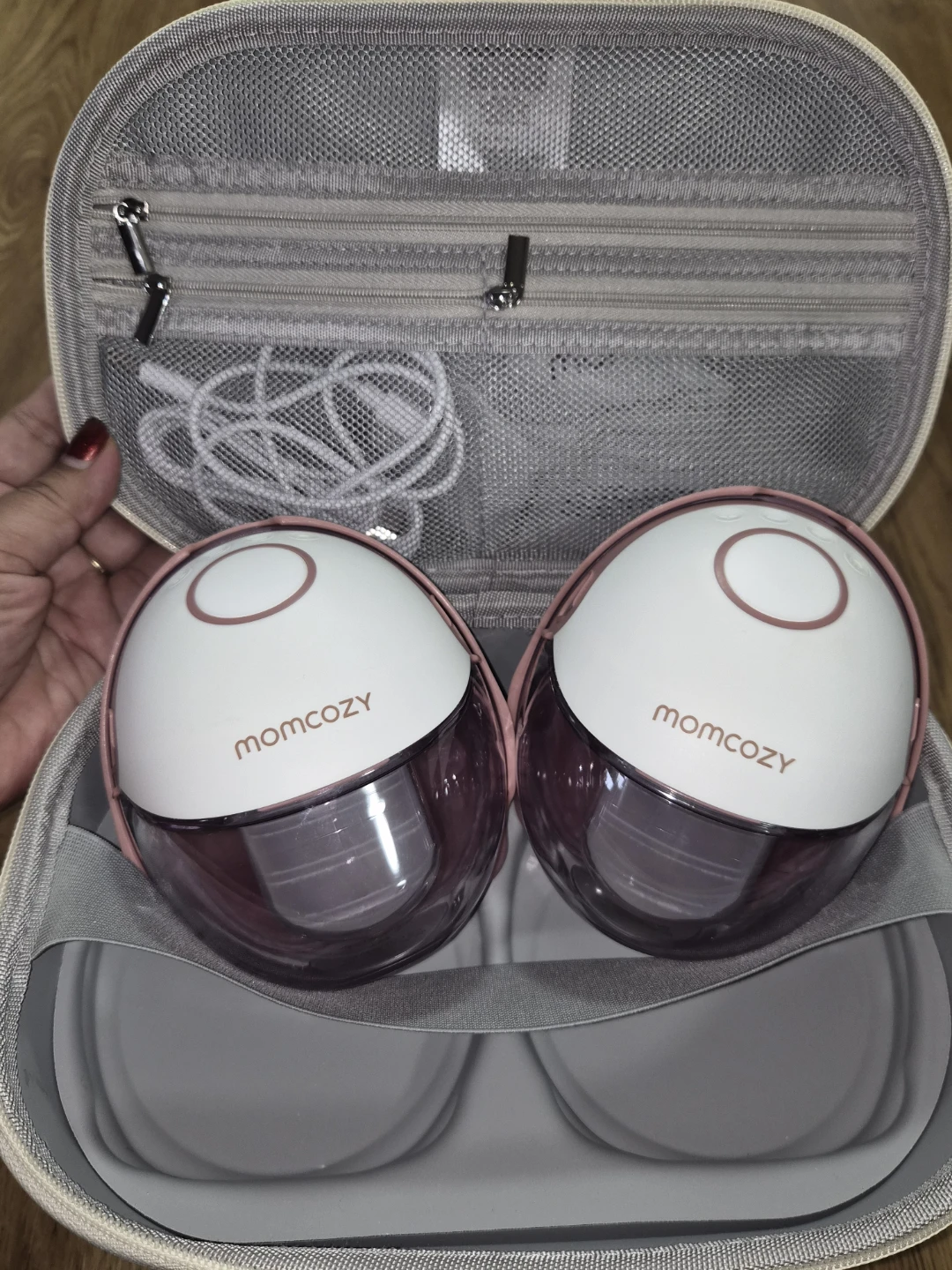Momcozy Mobile Style Hands-Free Breast Pumps - photo 3