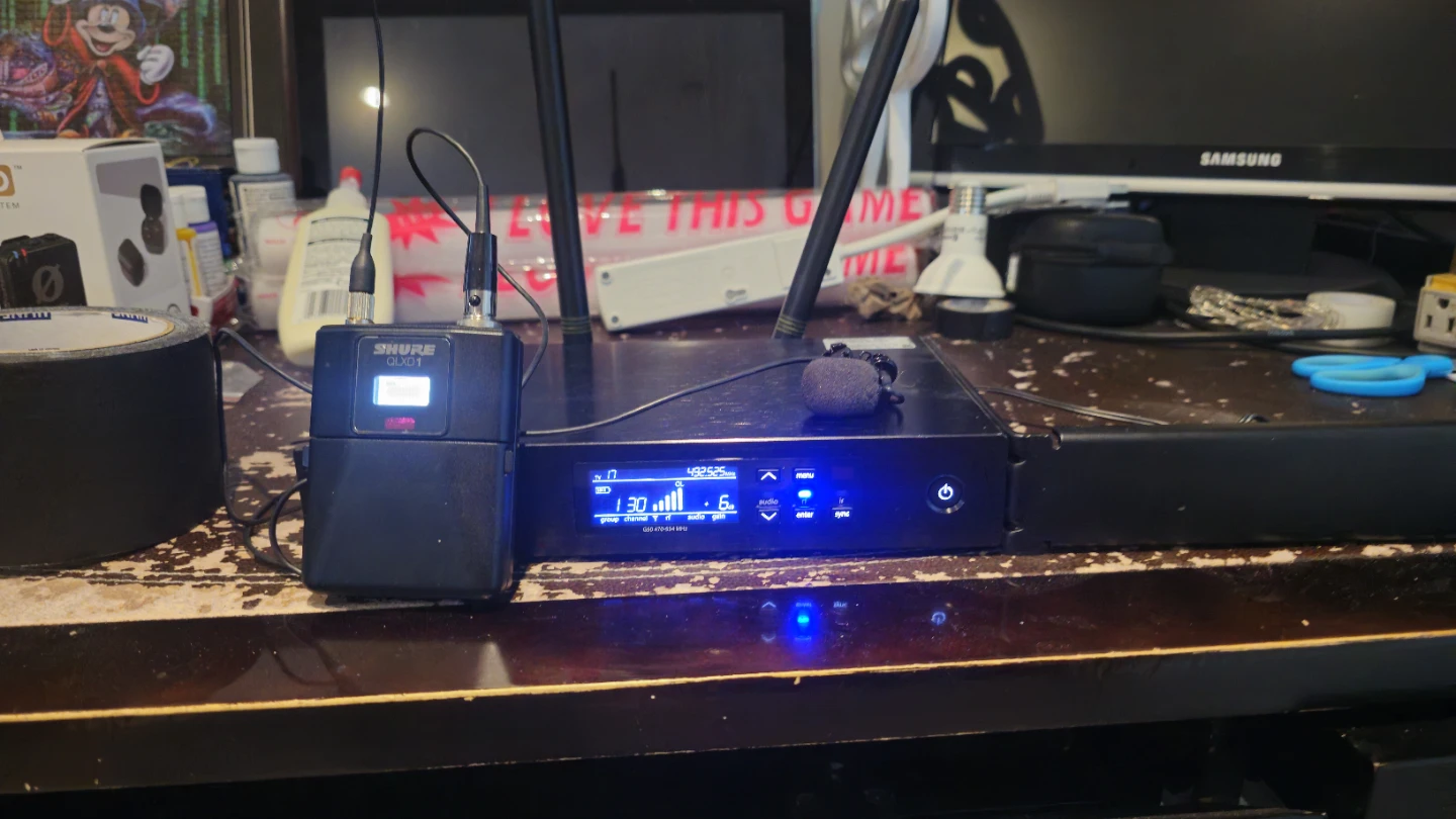 Shure QLXD4 Body pack Wireless System - photo 2