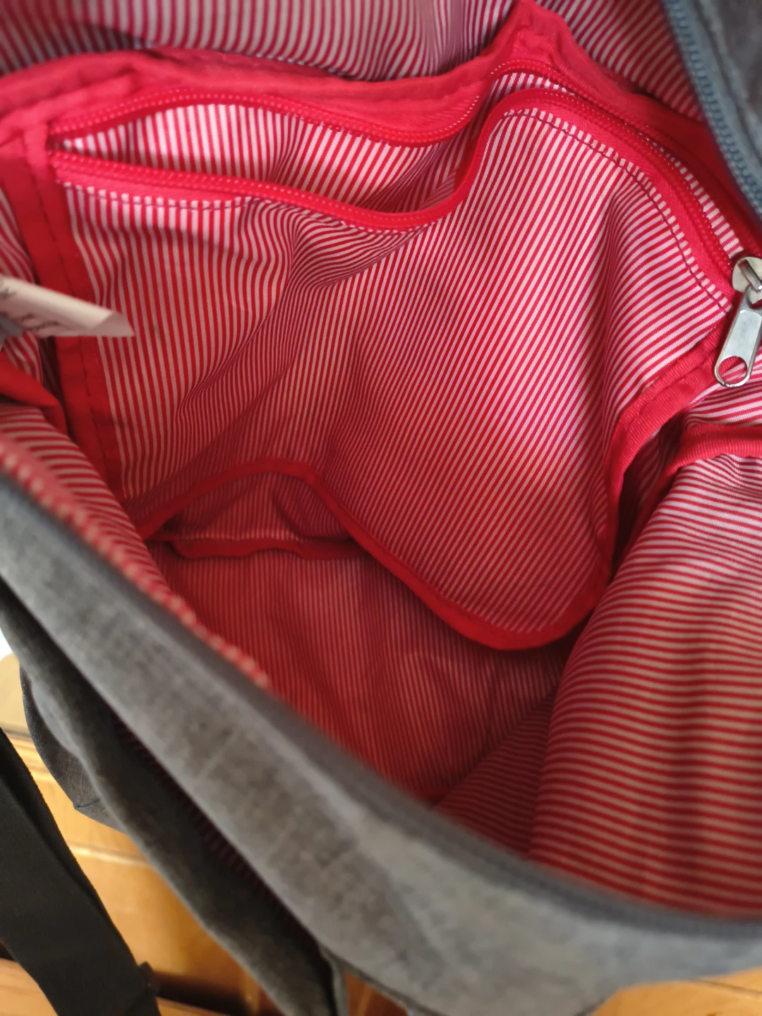 MINISO Grey Small & Light Portable Bag - photo 3