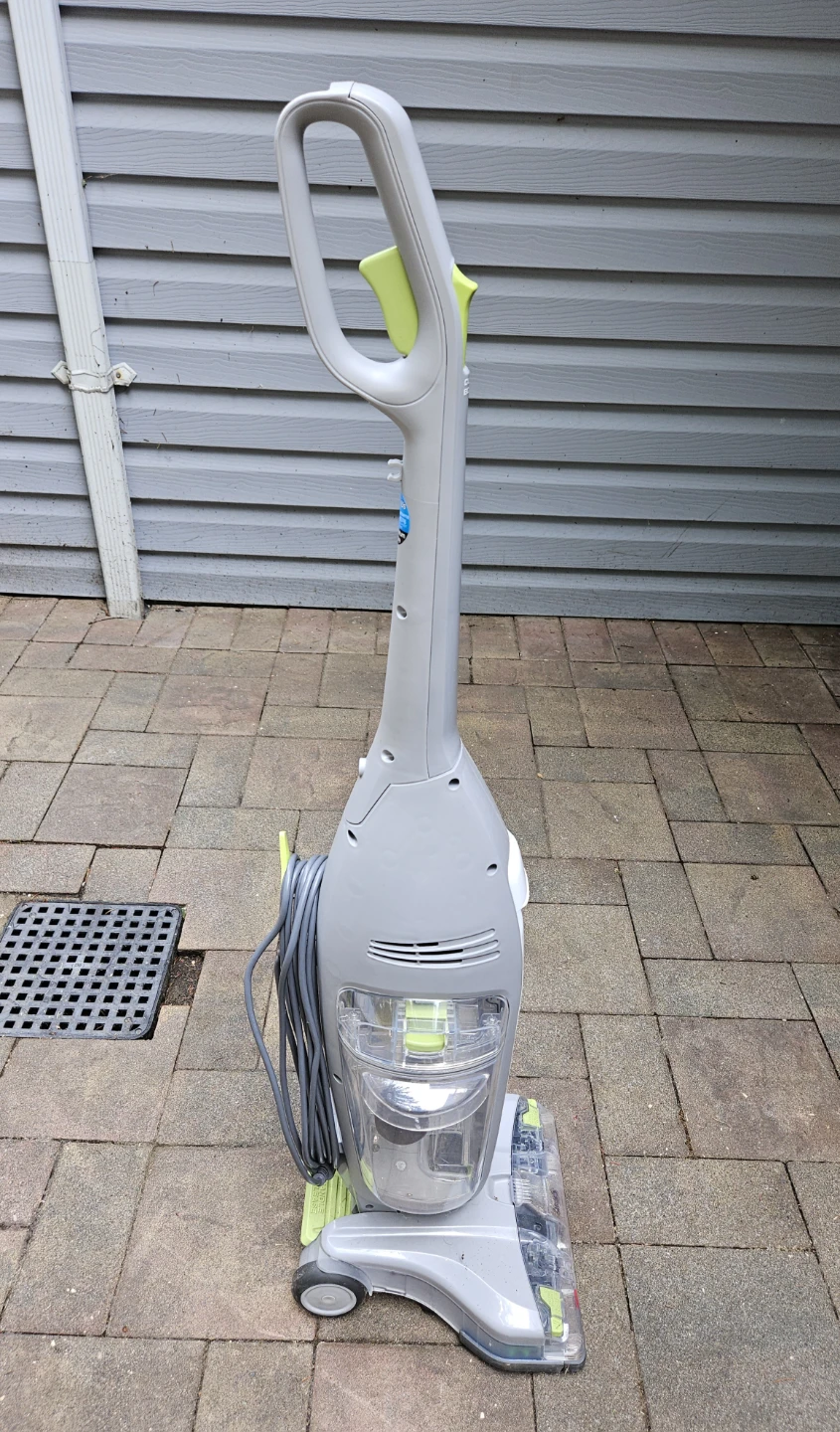 Hoover Floormate FH40150 Series Deluxe Floor Cleaner - photo 2