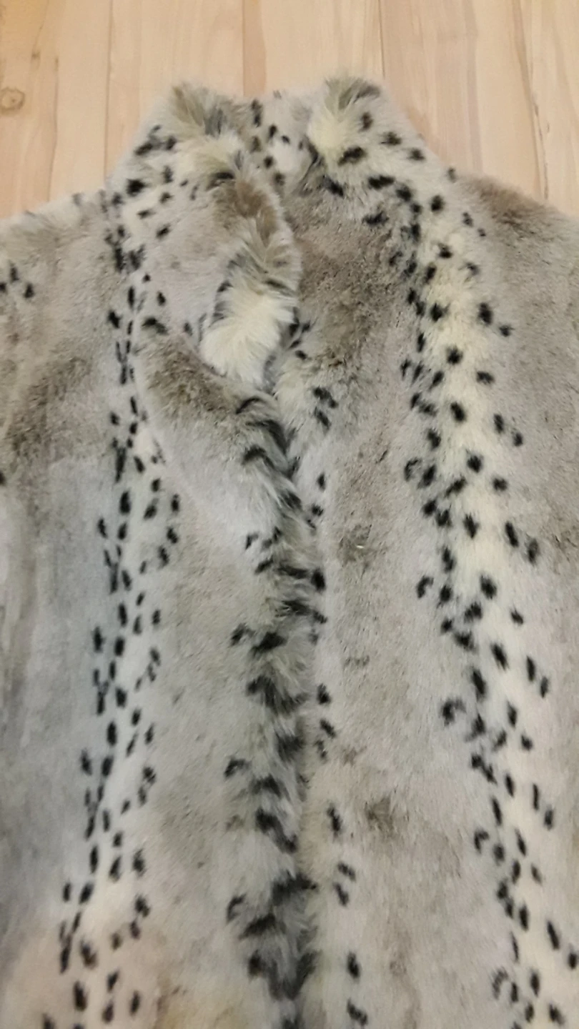 Laura Petires Faux Fur Leopard Print Coat - photo 3