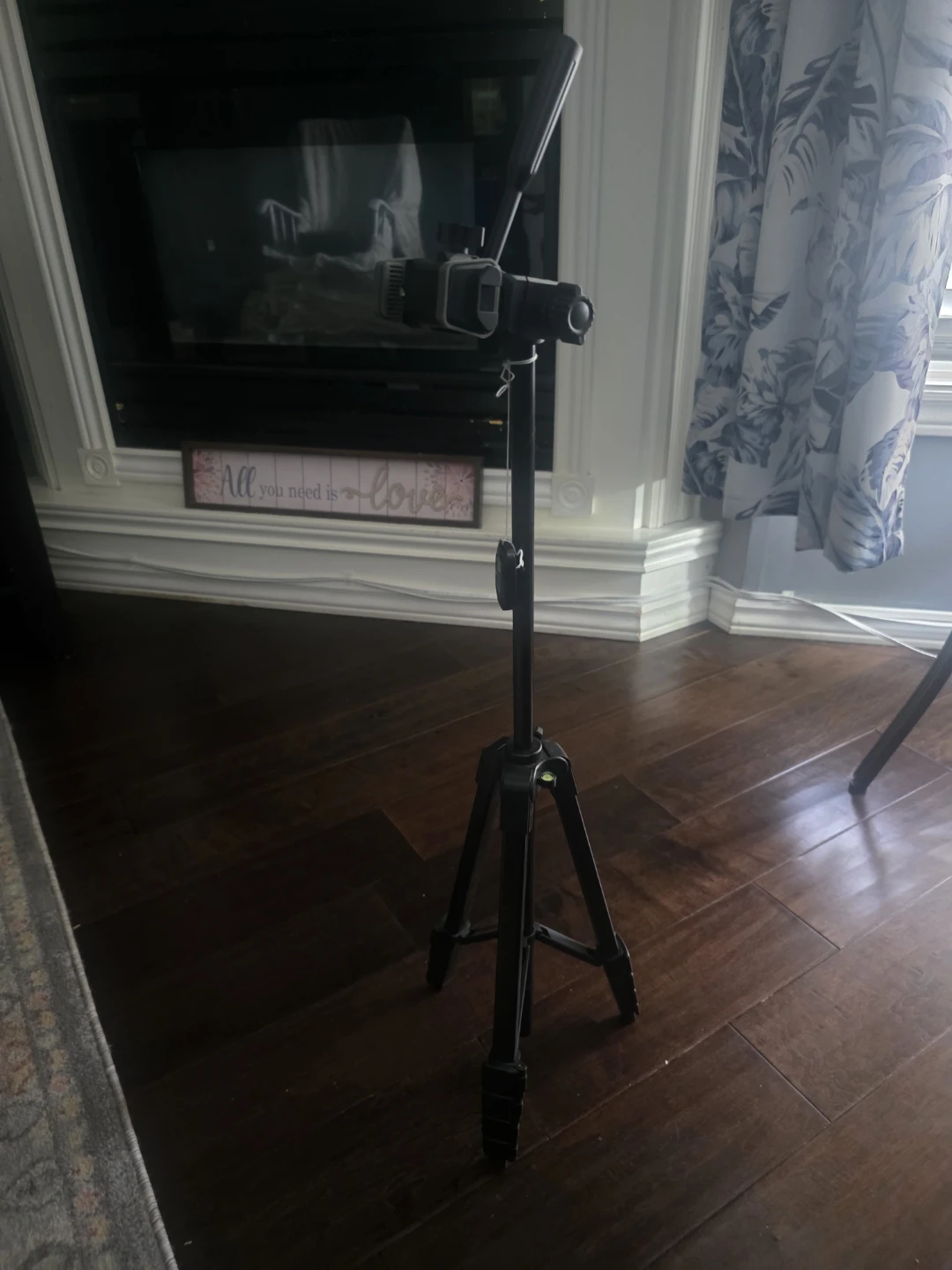 Black Tripod