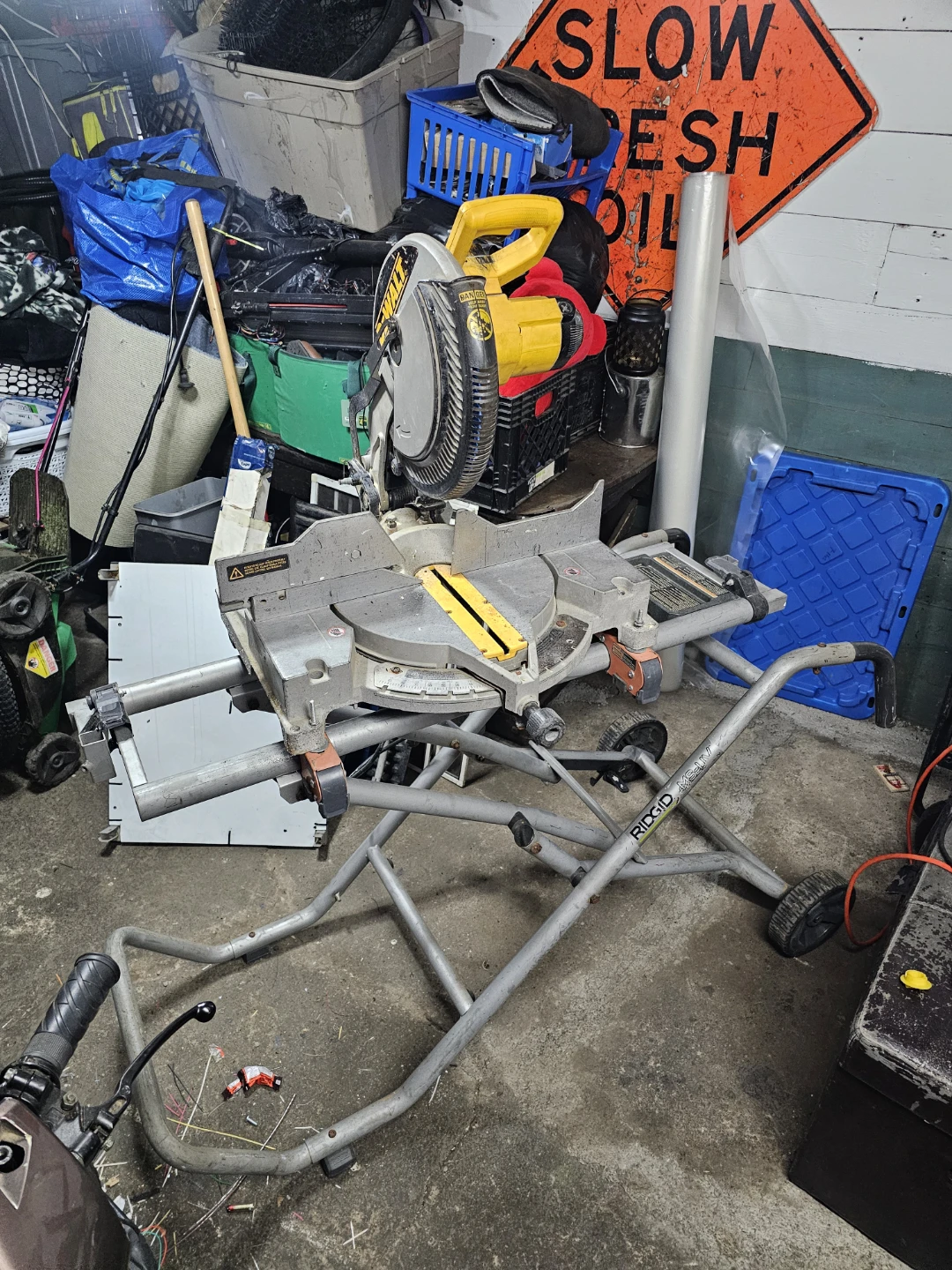 DEWALT Miter Saw with Stand