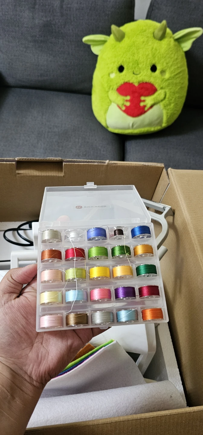 Poolin Embroidery Machine - photo 4