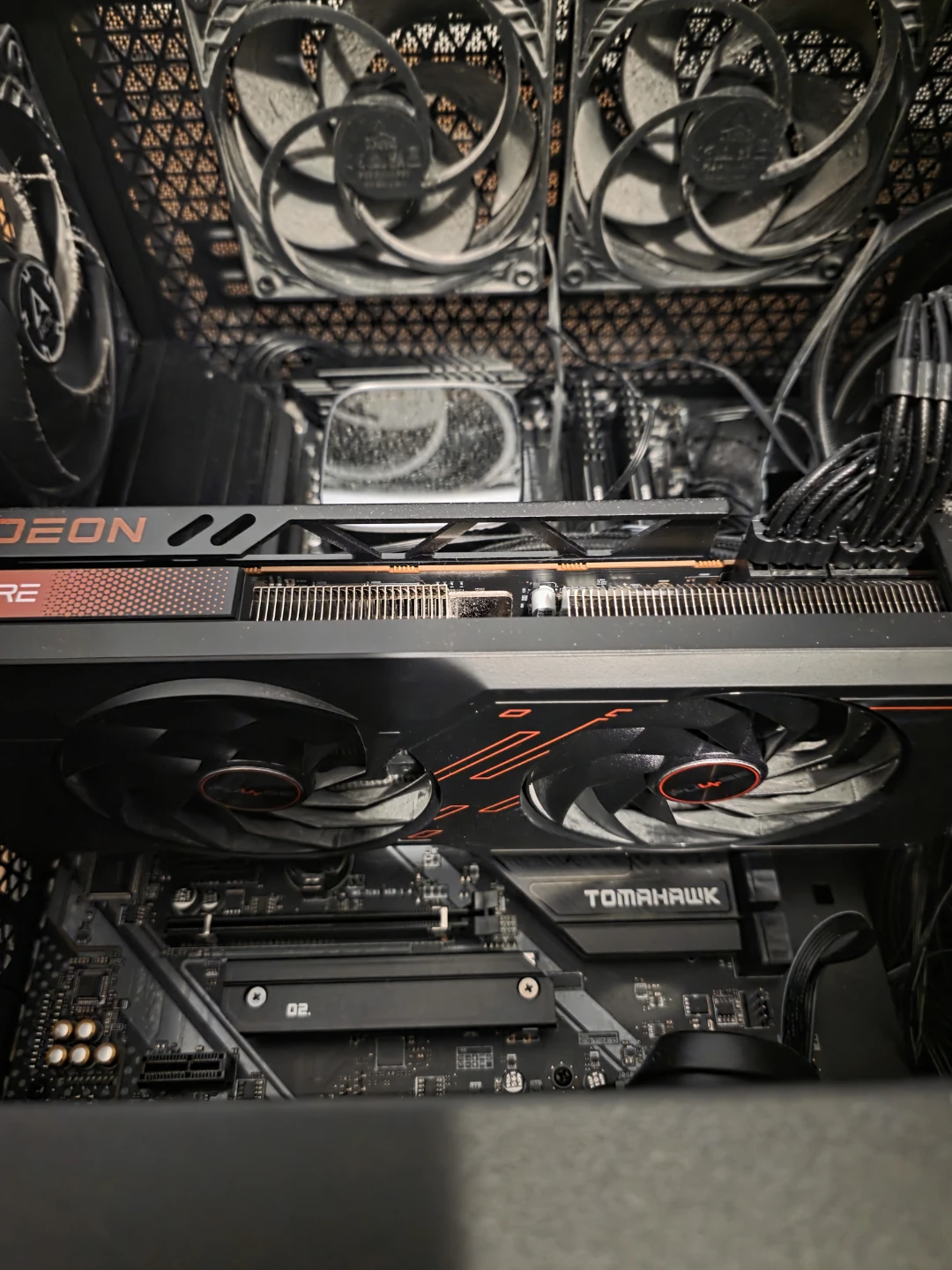 Saphire Pulse 7800xt 16GB GDDR6 AMD Graphics Card