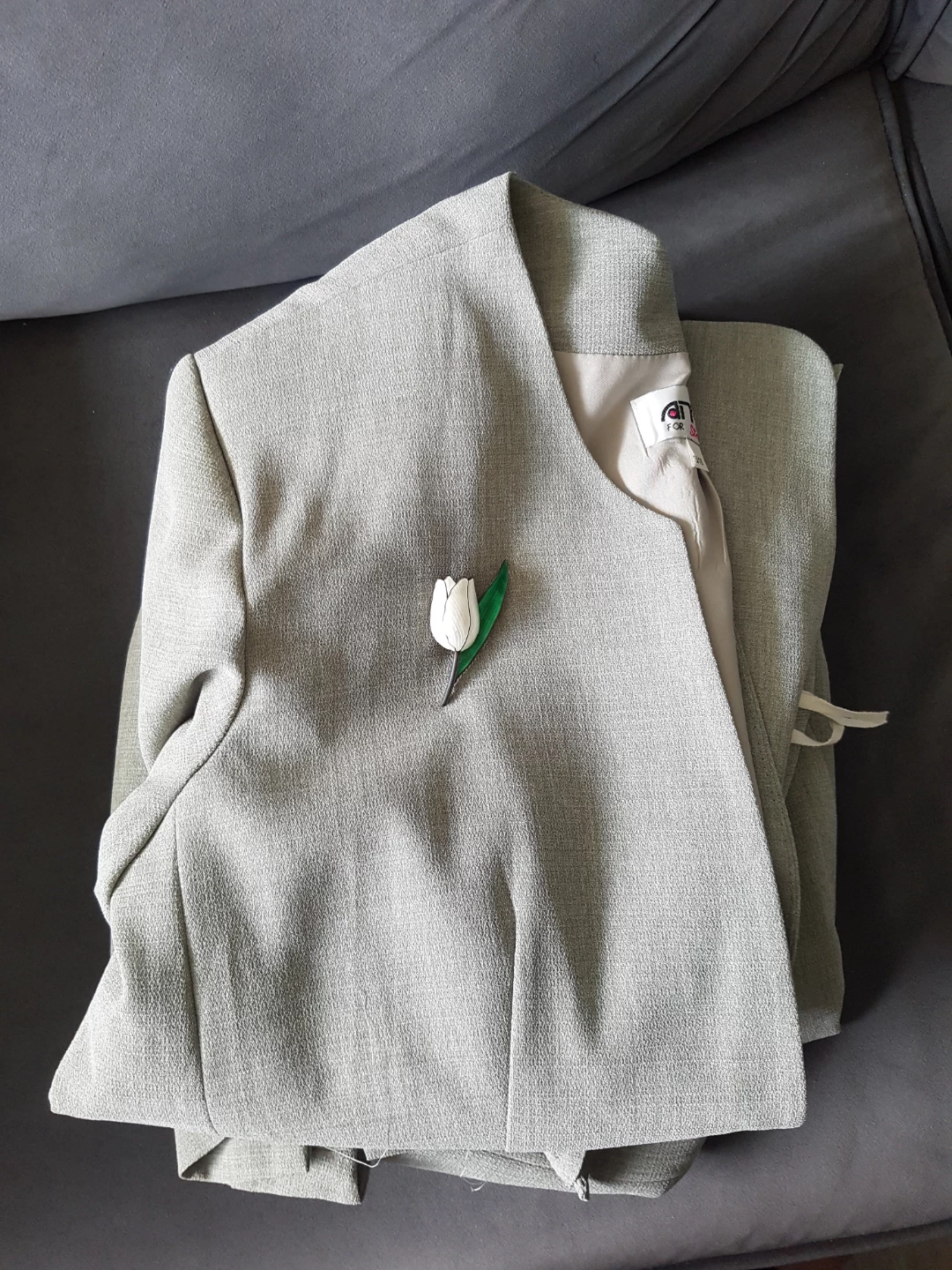 Two-Piece Women's Suit - photo 3