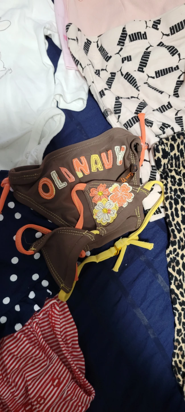 Baby Girl Clothing Bundle Old Navy and Puma - photo 4