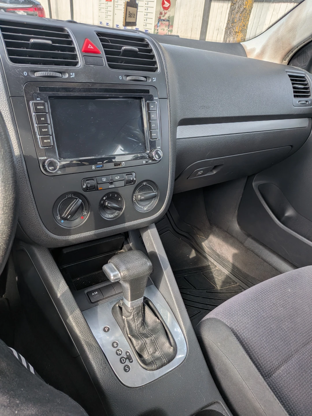 2006 Volkswagen Jetta sedan 2.5 - photo 4