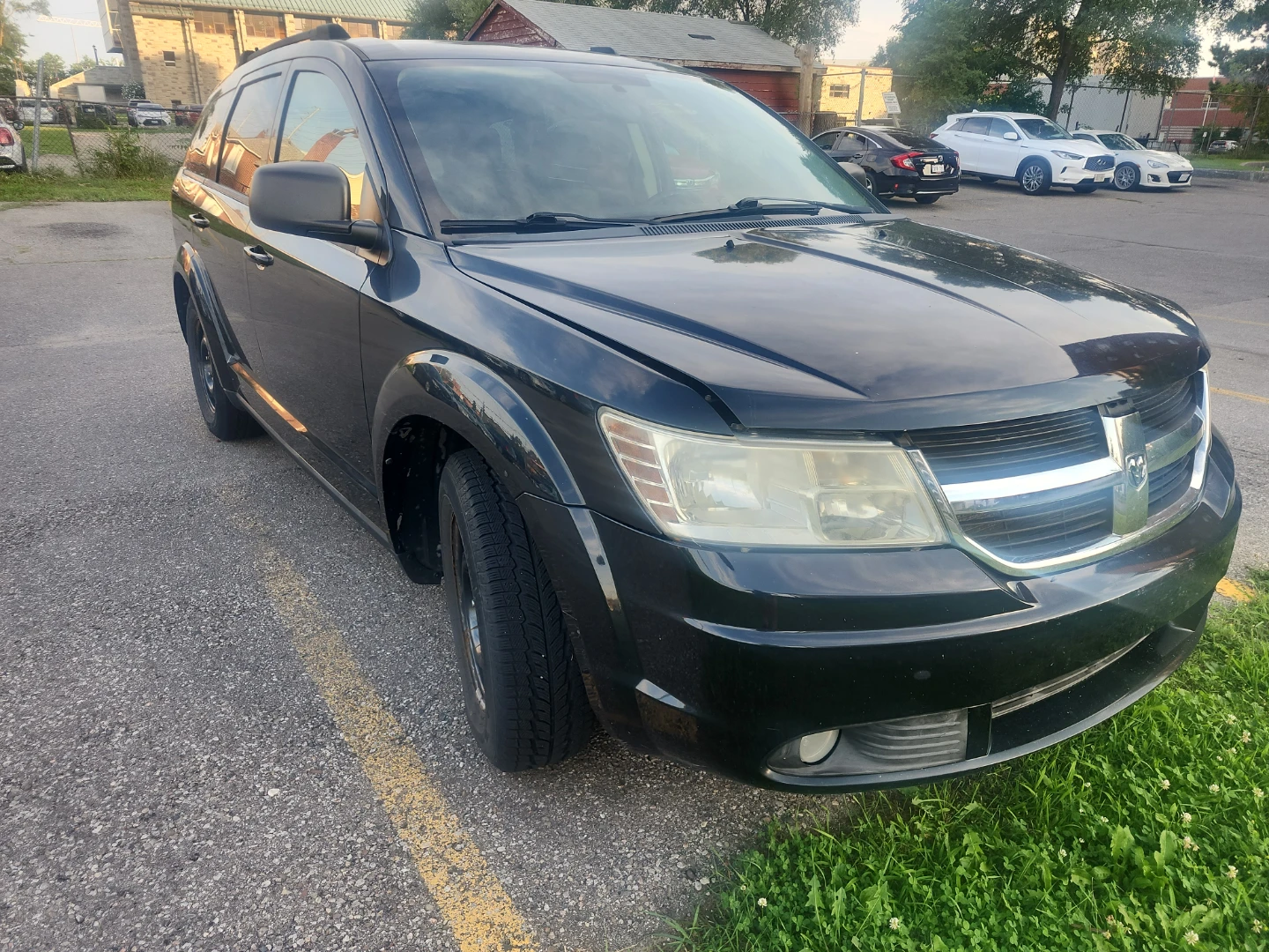 2009 Dodge Journey SXT  have 4 summer tires  4 CYLENDR - photo 2