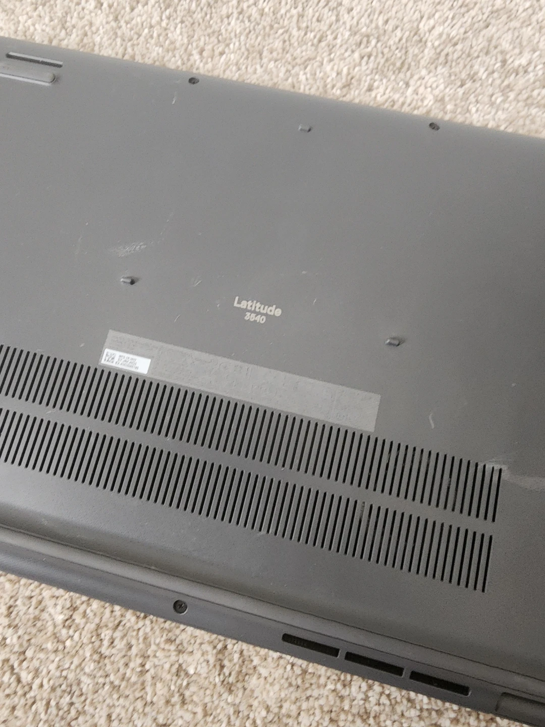 Dell Latitude 5540 Laptop - photo 4