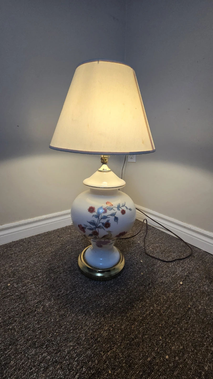Table Lamp with Floral Design