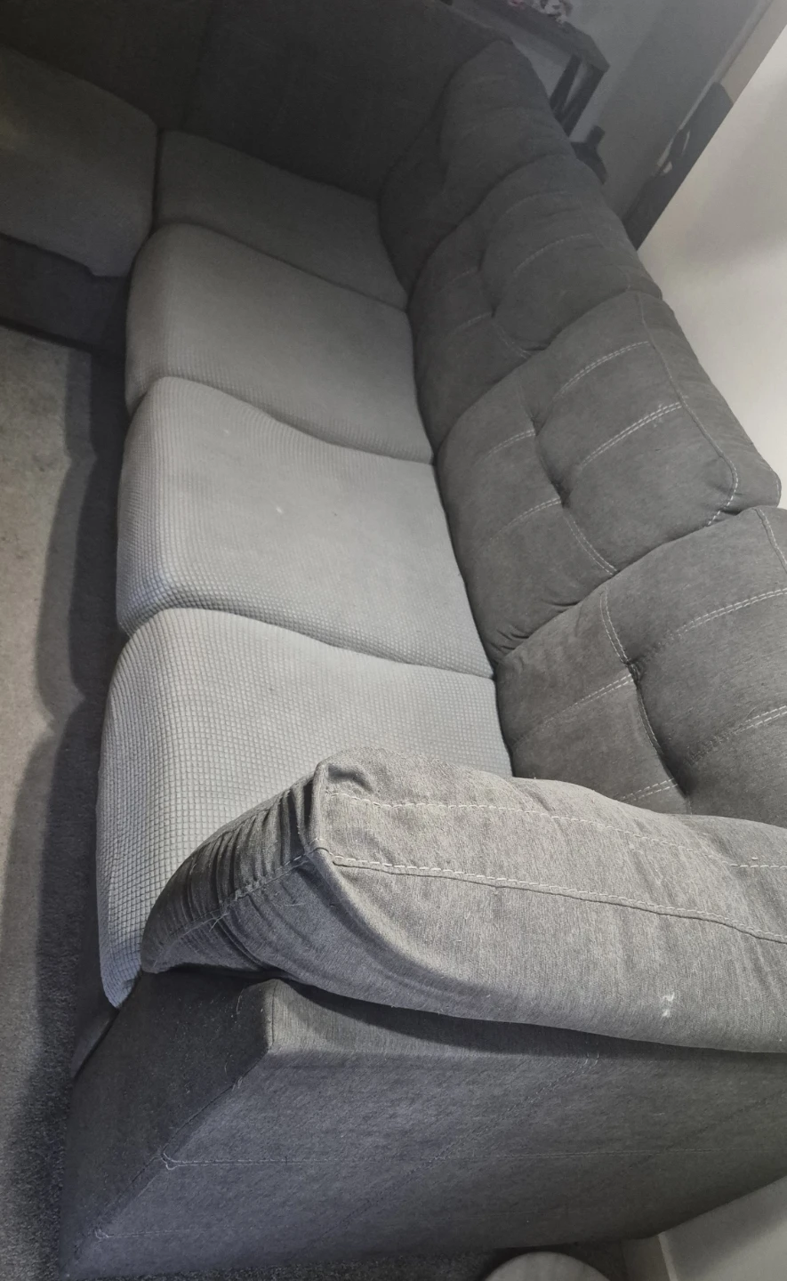 Sectional couch - photo 2