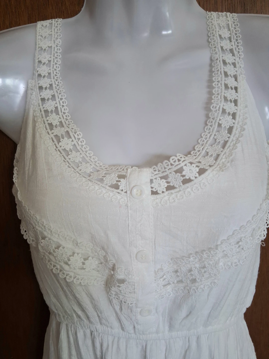New White sleeveless eyelet lace maxi dress - photo 3
