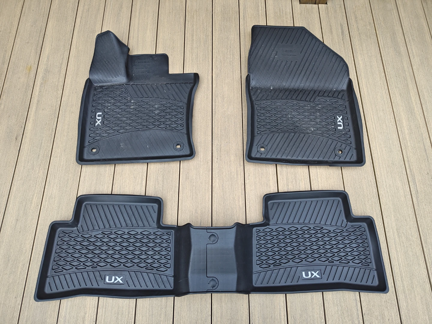 Lexus ux250h, ux300h floor mats