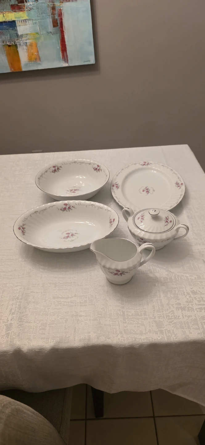 Fine China Chateau Rose Serving Dish Set 5 pieces