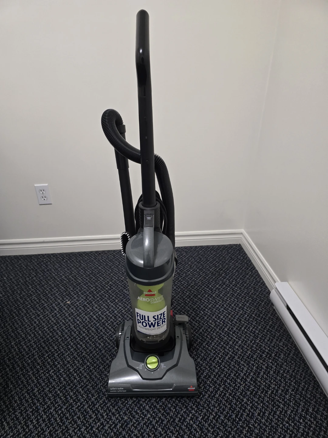 Bissell AeroSwift Compact Bagless Vacuum - photo 3