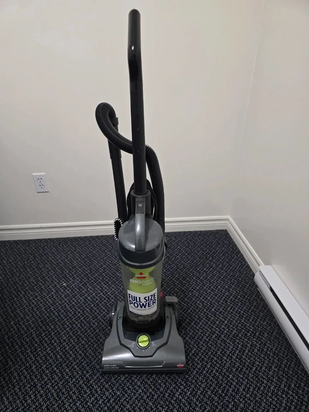 Bissell AeroSwift Compact Bagless Vacuum - photo 3