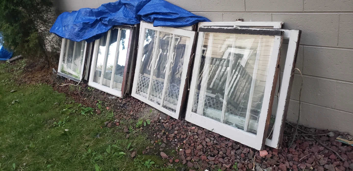 Old windows wood sash 30x28x2" - photo 2