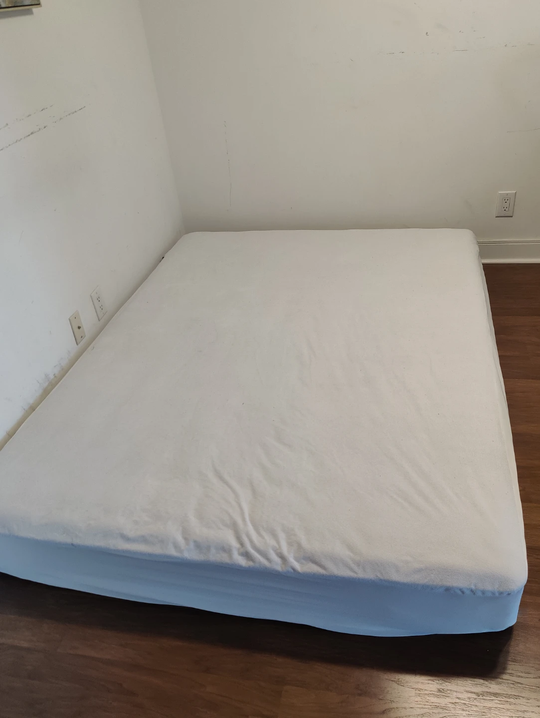 White Mattress - photo 2