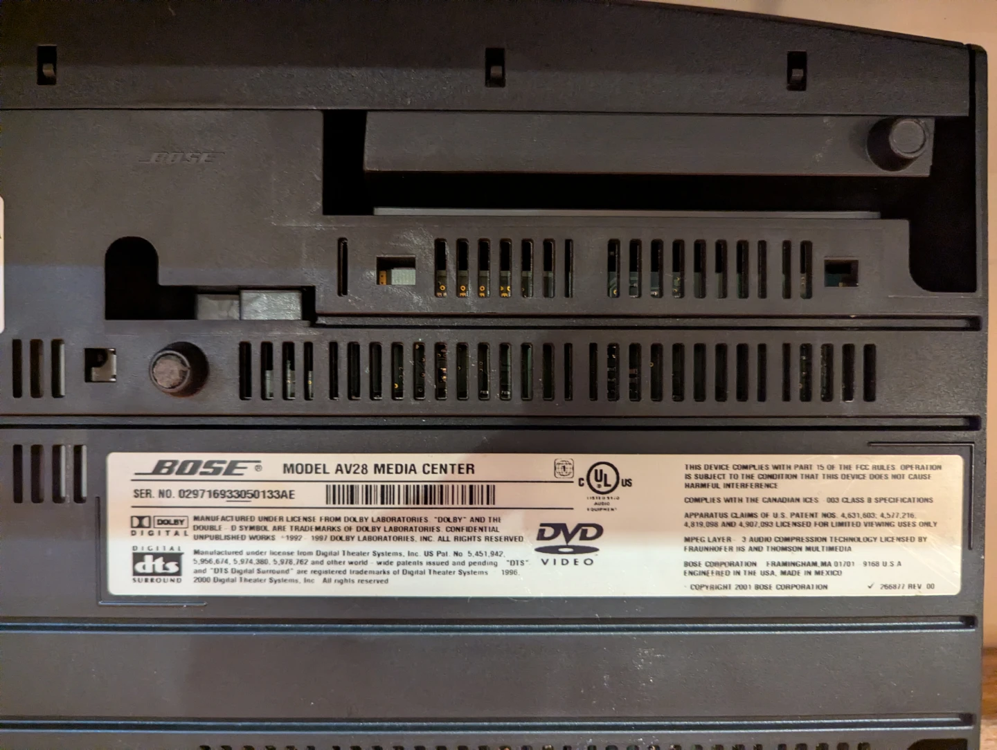 Bose AV28 Media Center with Subwoofer - photo 2