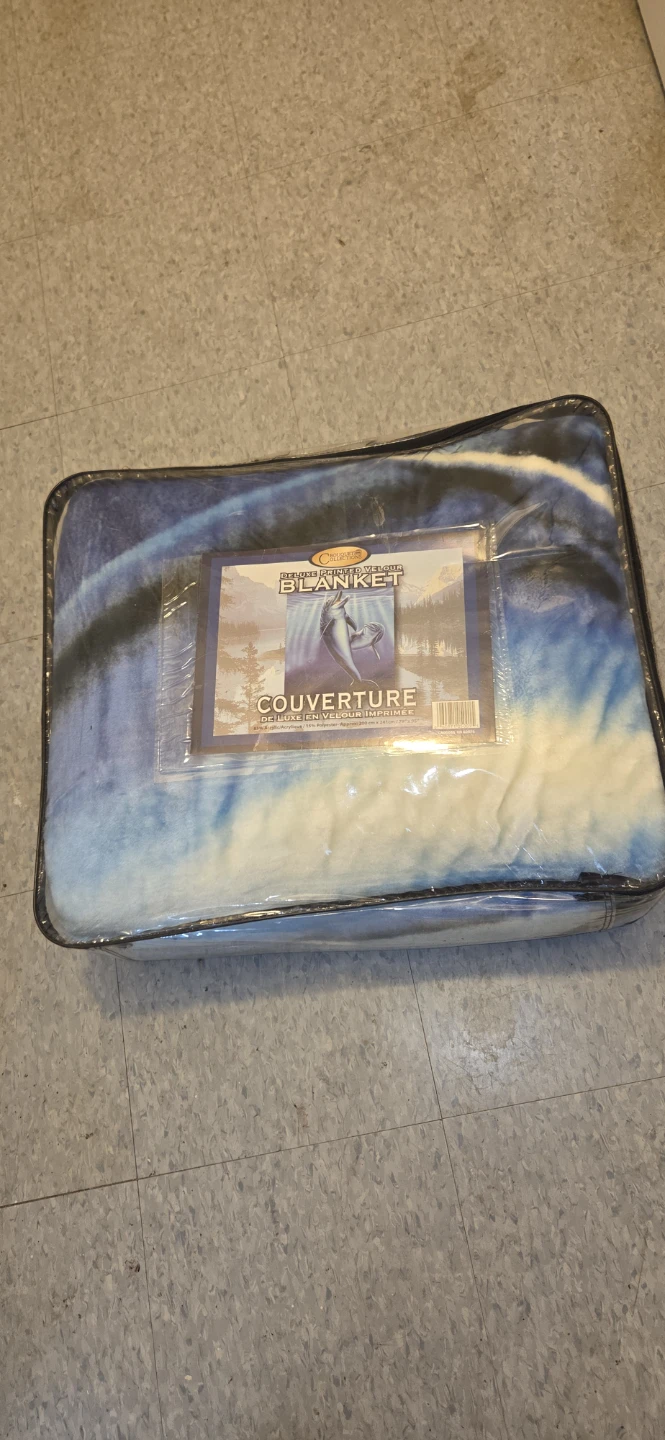 DELUXE PRINTED VELOUR BLANKET Dolphin Design