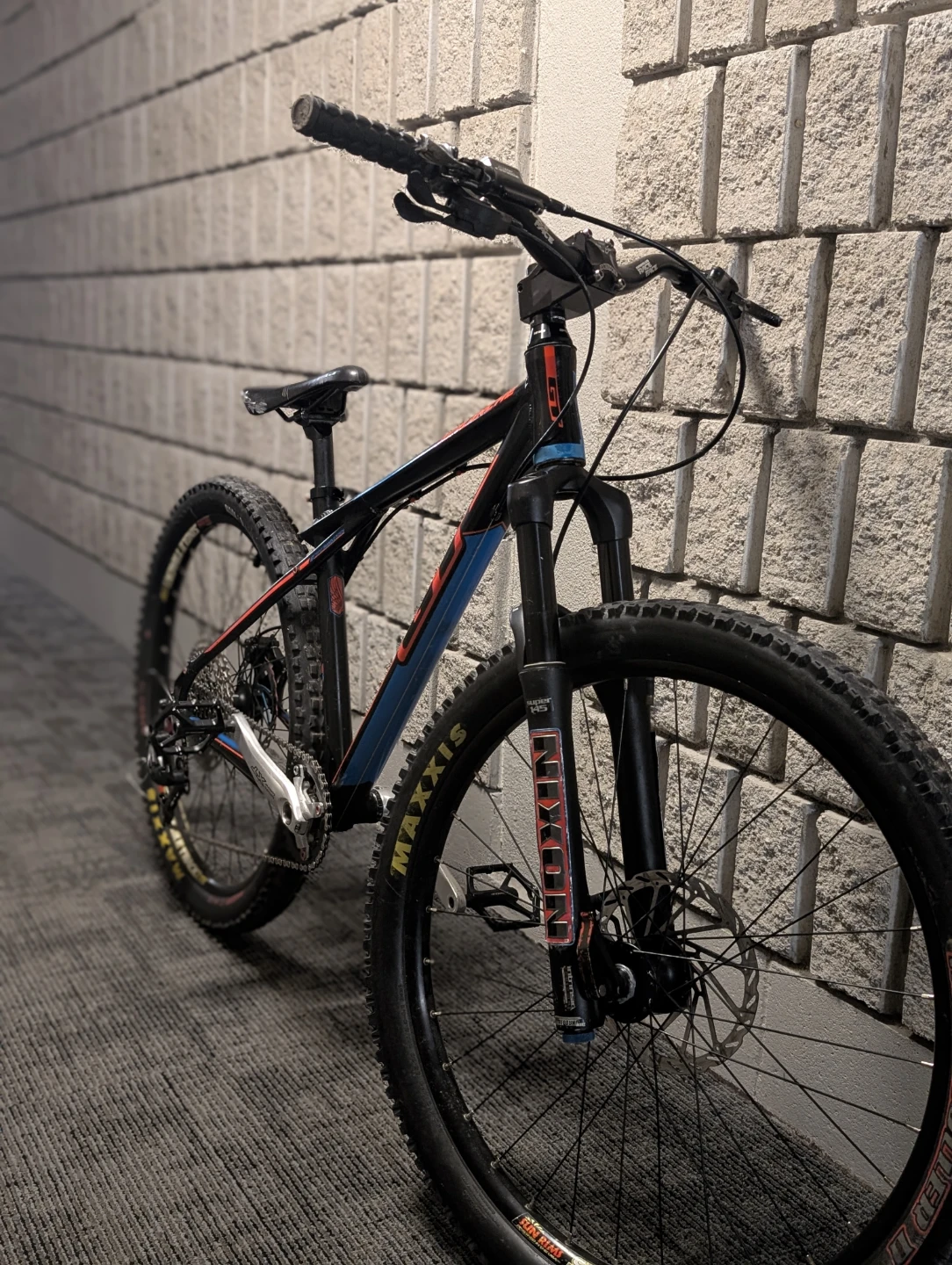 GT Avalanche Mountain Bike