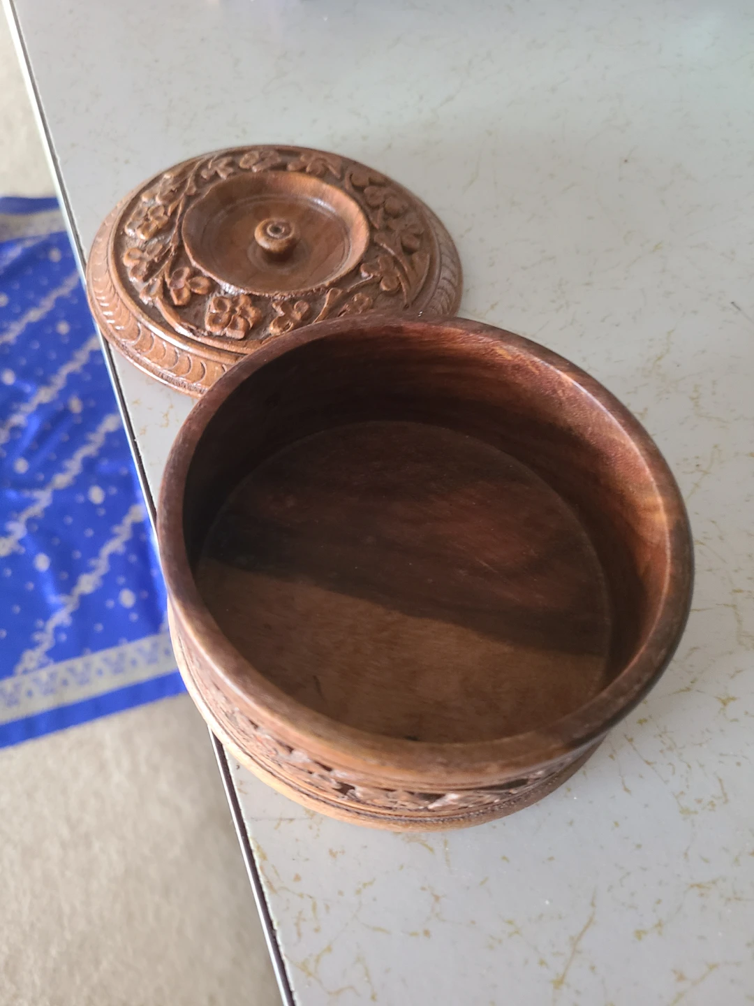 Carved Wooden Trinket Box - photo 2