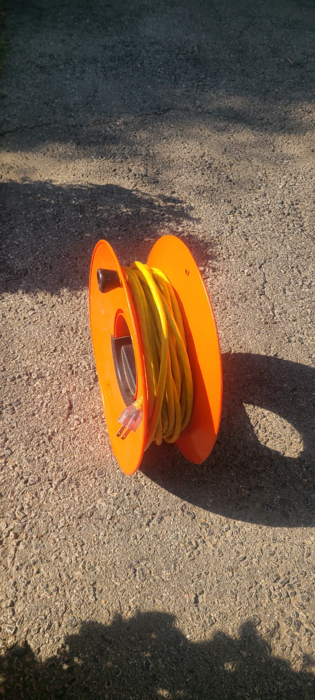 80" Ft Extension Cord  & Reel - 3 Wire - photo 2