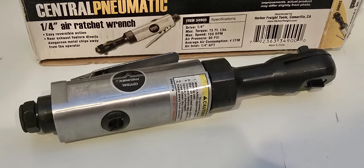 Central Pneumatic 1/4" Air Ratchet Wrench - photo 5