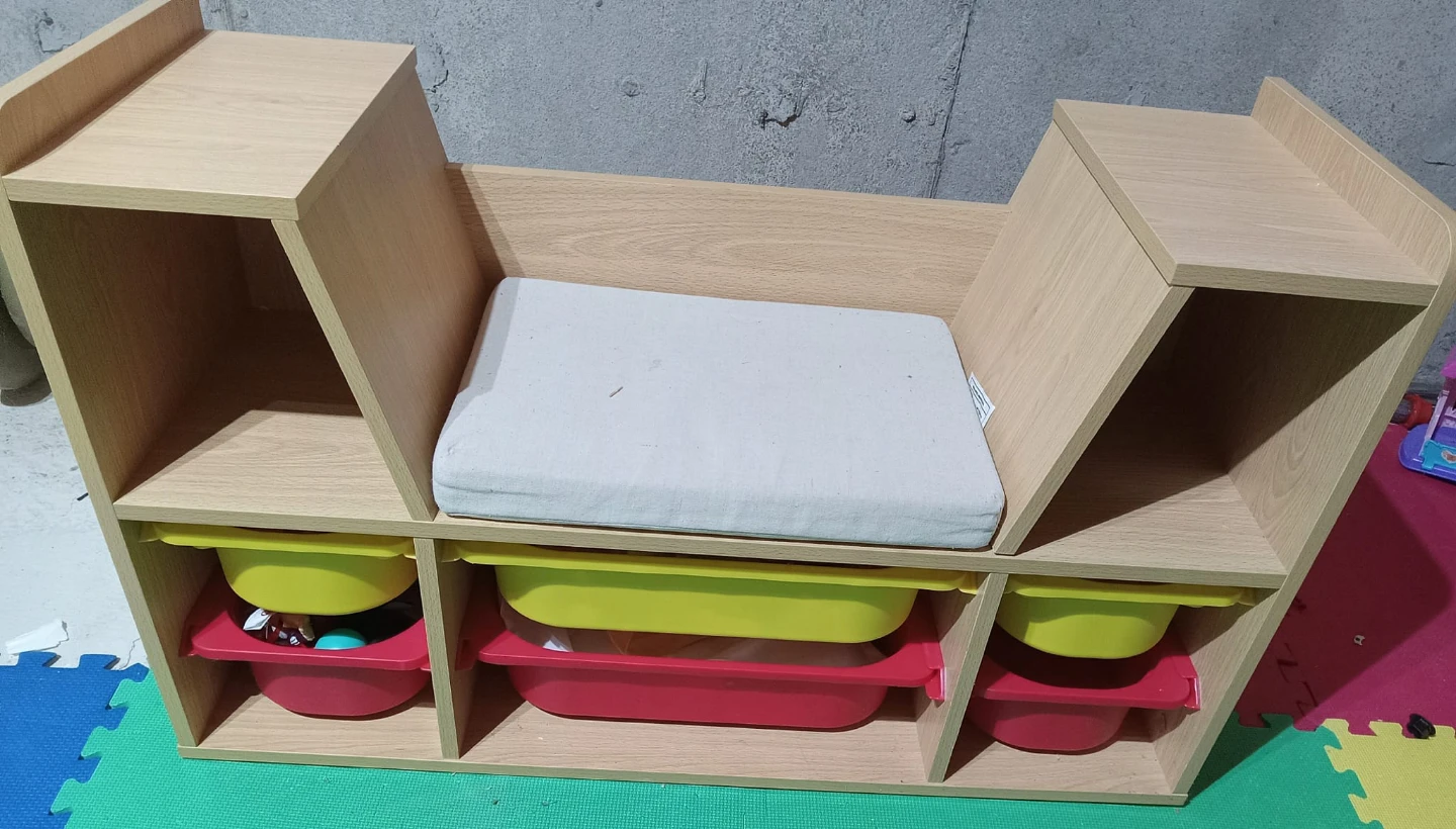 Kid's Storage Bench (For Living)