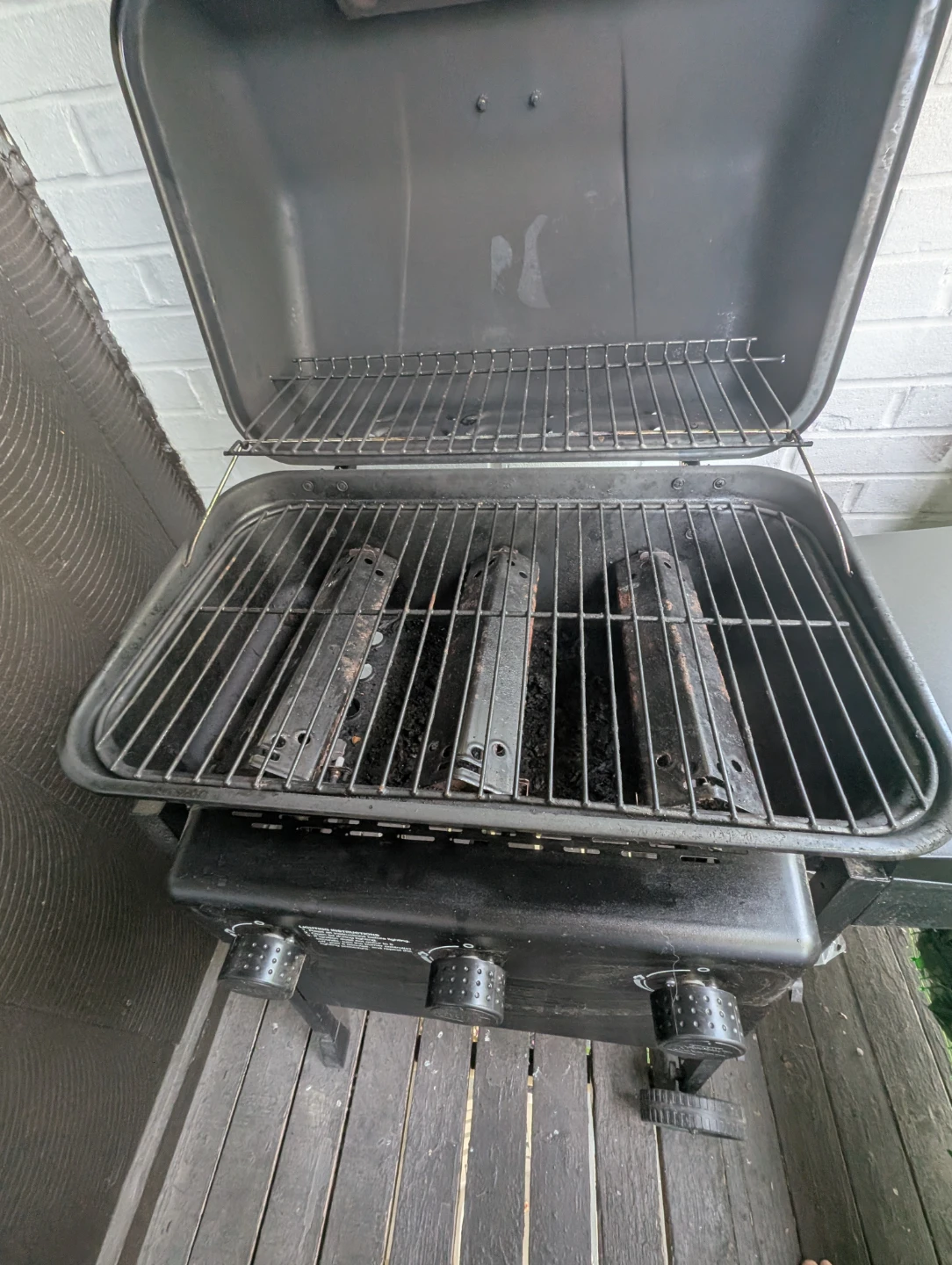 Grill 3-Burner Propane Gas Grill - photo 2