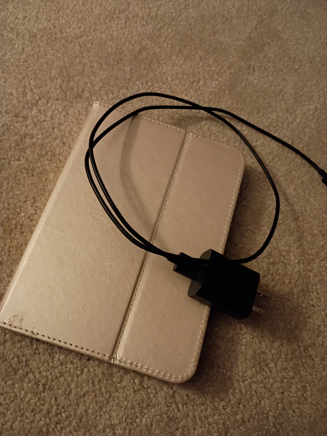 Lenovo TB-8505F Tablet with Case and Charger - photo 2