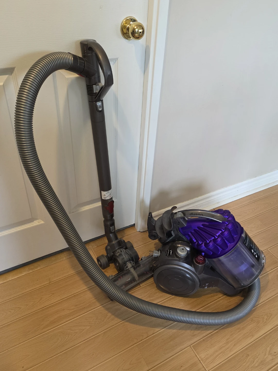Dyson Vacuum - DC23 Animal Turbinehead