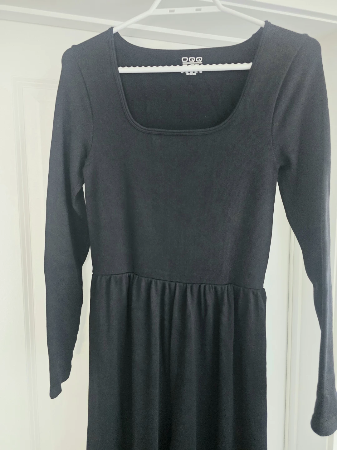OQQ Black Long Sleeve Jumpsuit Medium - photo 4