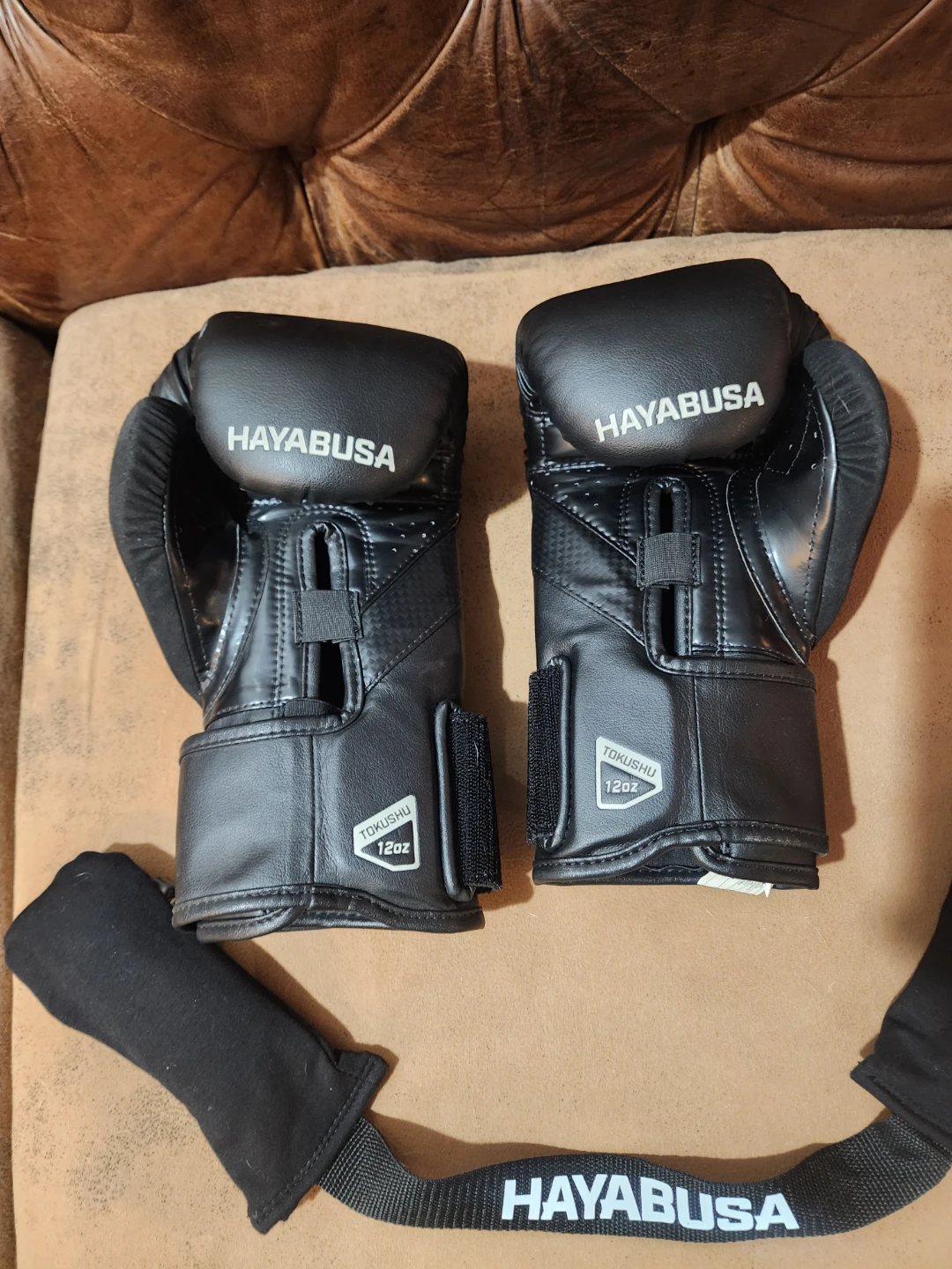 Hayabusa Tokushu T3 12oz Boxing Gloves - photo 2