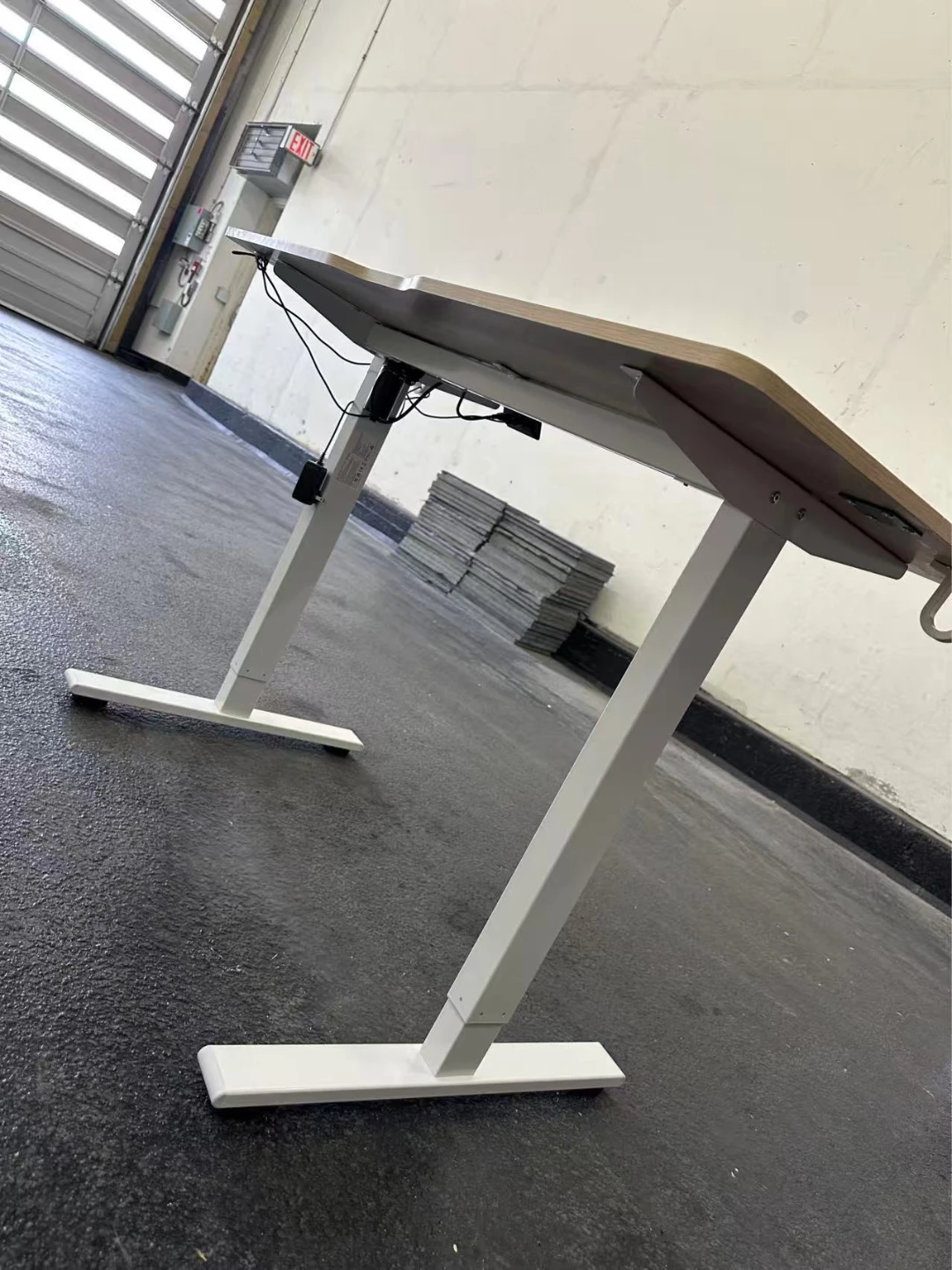 Adjustable Height Standing Desk with Wooden Top - photo 5